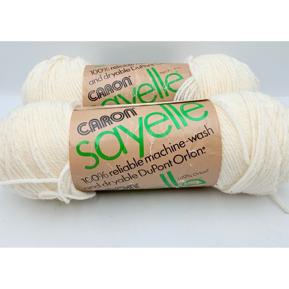 Caron Sayelle Yarn 4-Ply Off White 1002 Orlon Acrylic 4oz Skeins Lot of 2